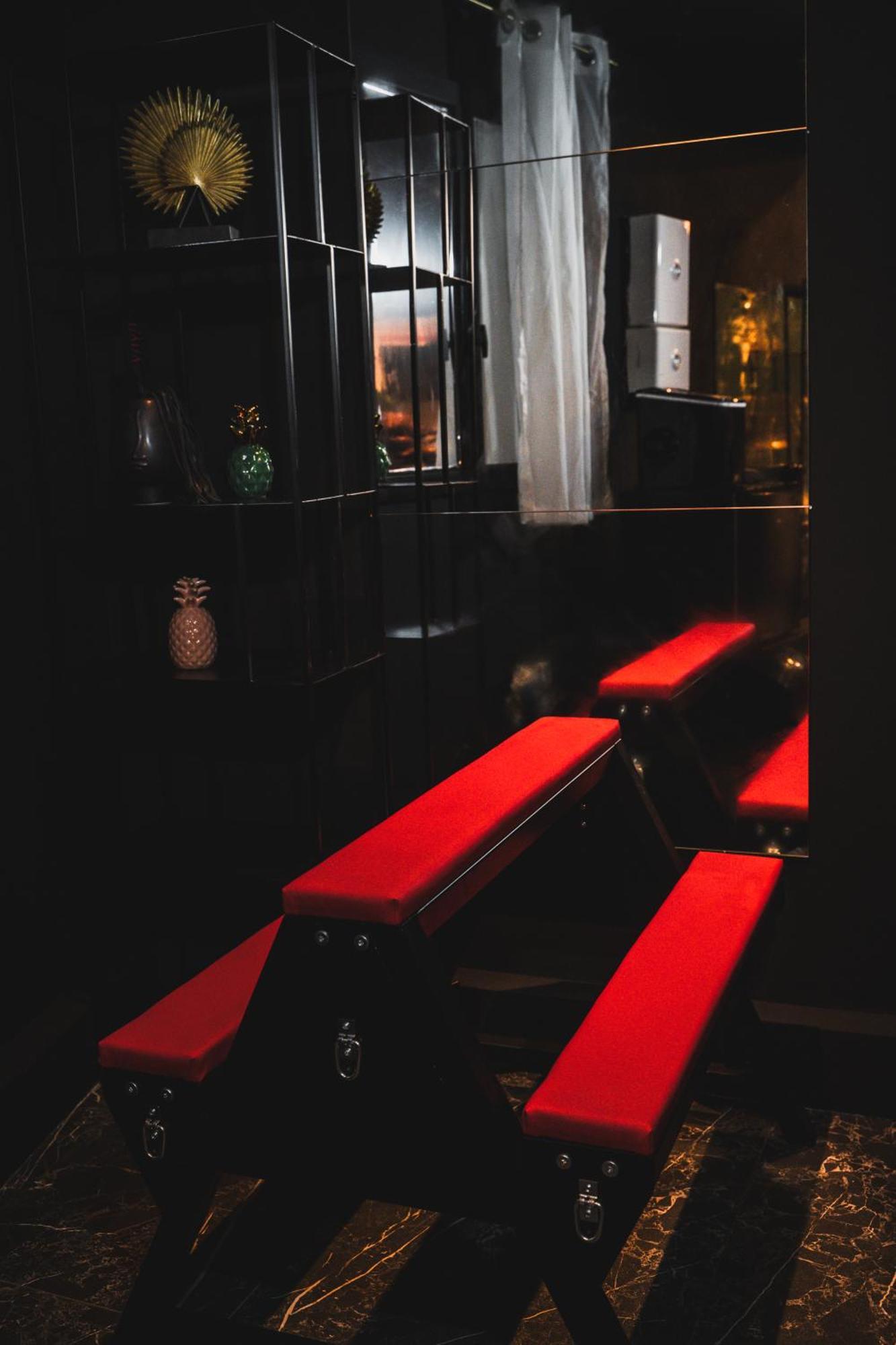Amour D'Une Nuit, Loveroom Sarcelles Ngoại thất bức ảnh